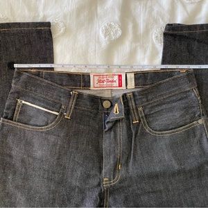Flint and Tinder Men’s Size 30 Dark Denim